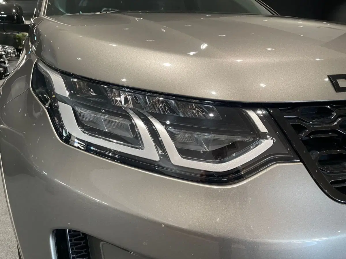 Land Rover Discovery Sport usata a Prato (7)