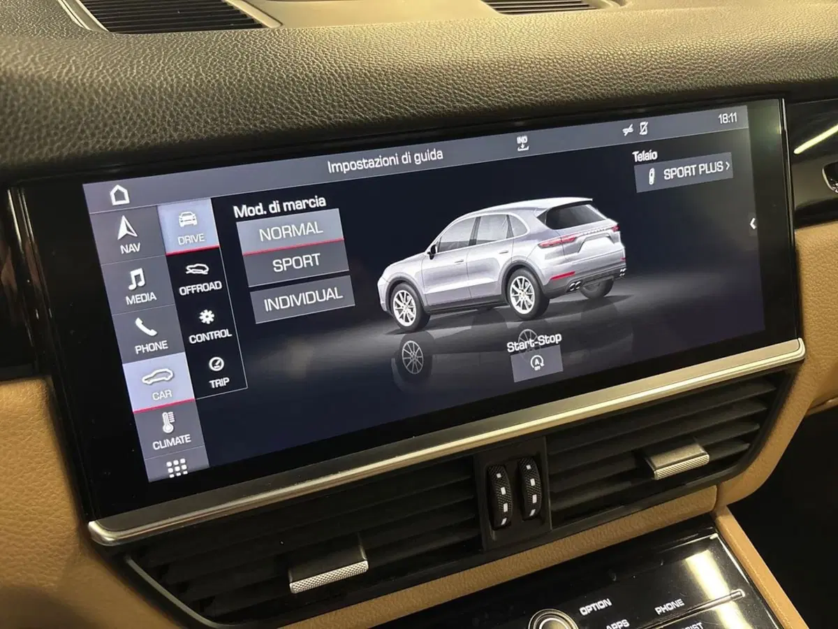 Porsche Cayenne Coupé usata a Firenze (19)