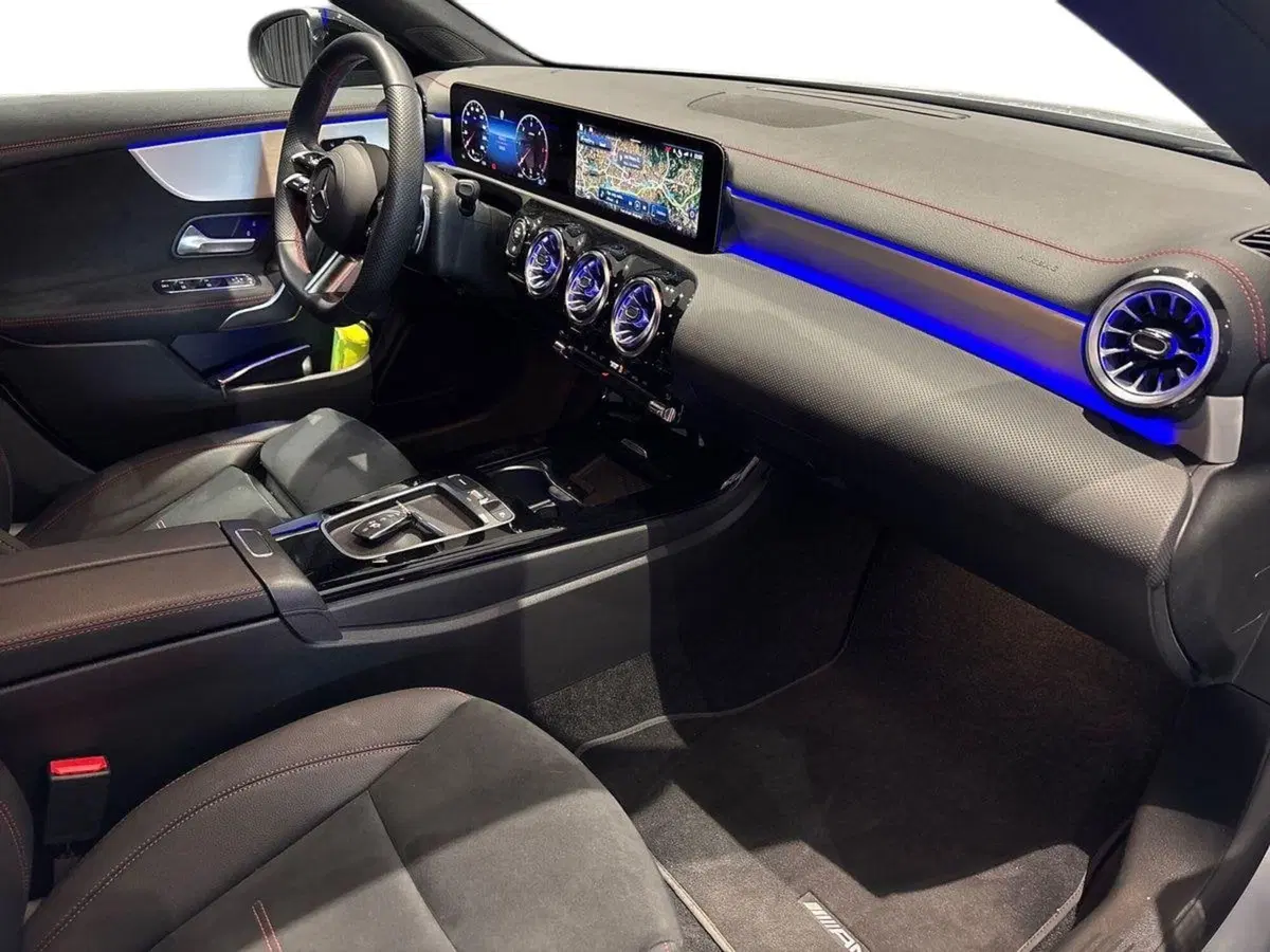 Mercedes-Benz CLA Shooting Brake usata a Firenze (15)