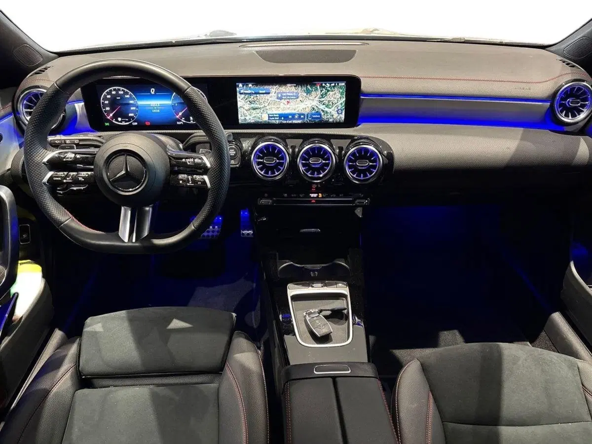 Mercedes-Benz CLA Shooting Brake usata a Firenze (9)