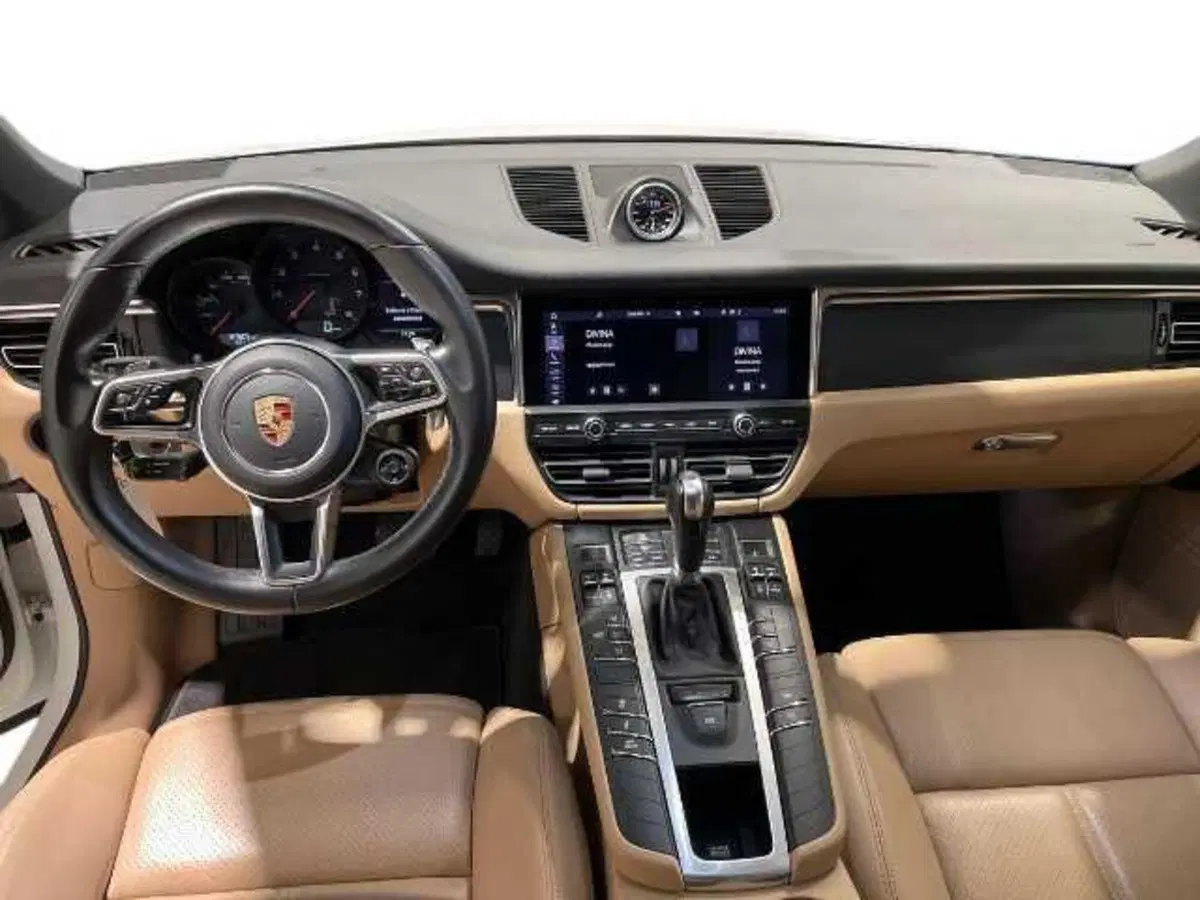 Porsche Macan usata a Prato (10)