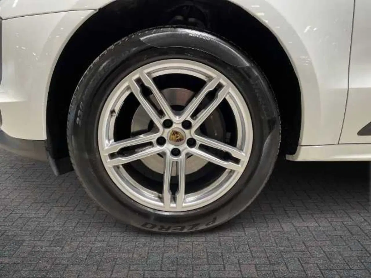 Porsche Macan usata a Prato (5)