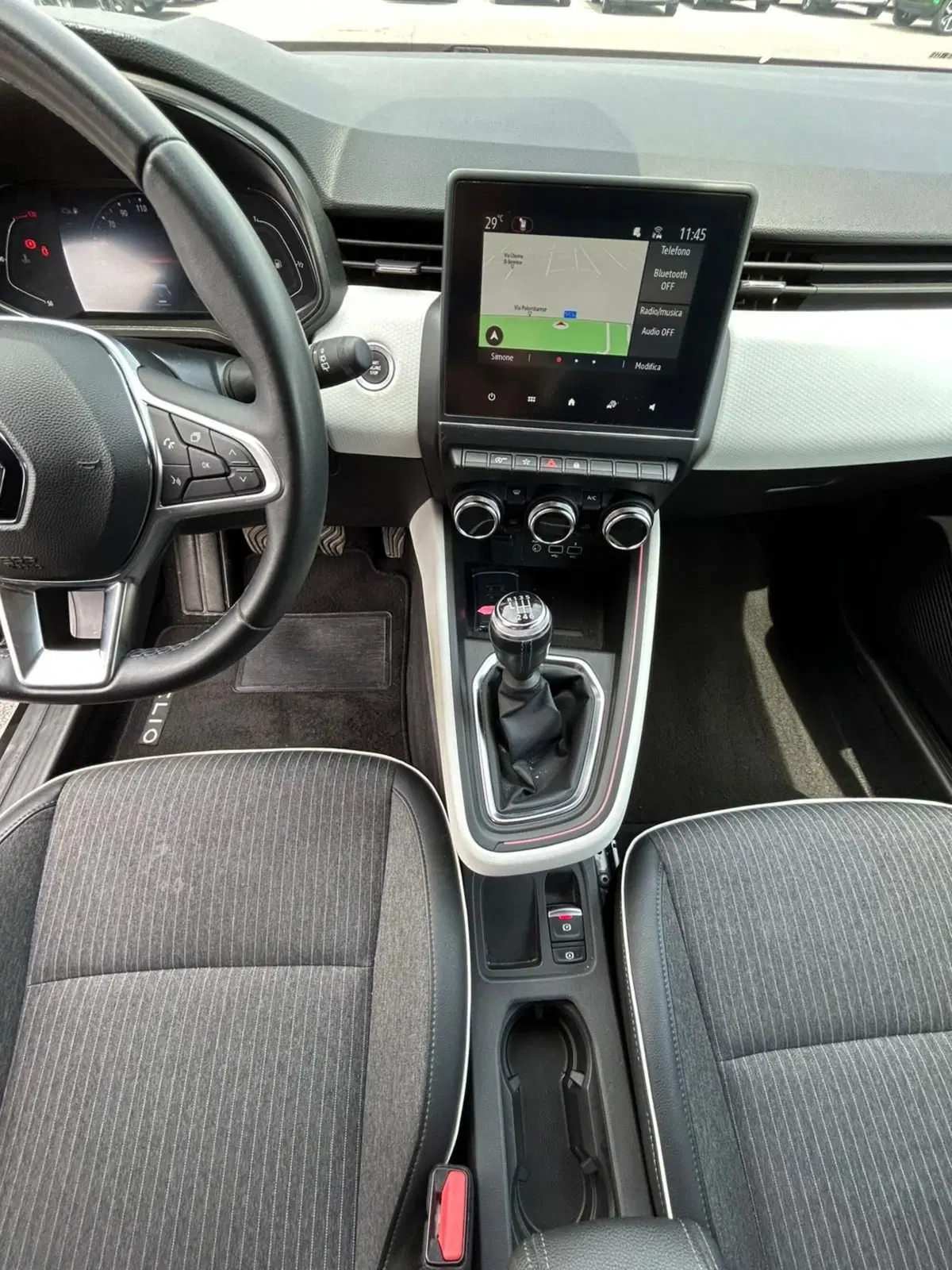 Renault Clio usata a Roma (10)