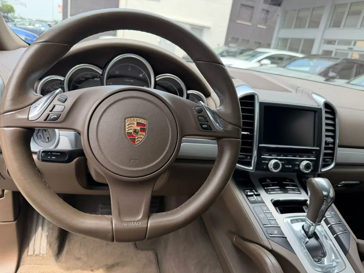 Porsche Cayenne usata a Rimini (10)