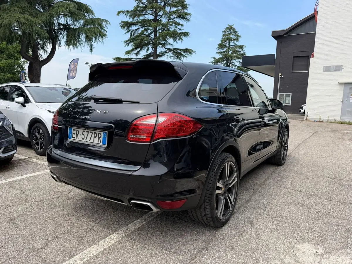 Porsche Cayenne usata a Rimini (6)