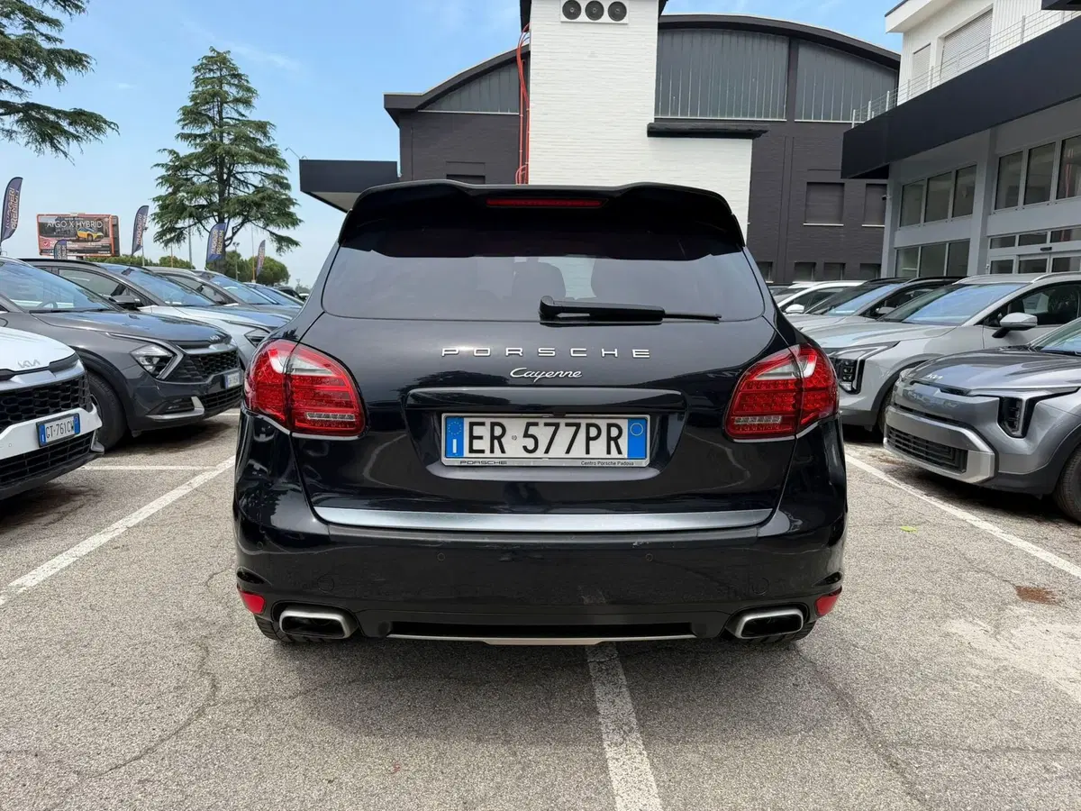 Porsche Cayenne usata a Rimini (7)