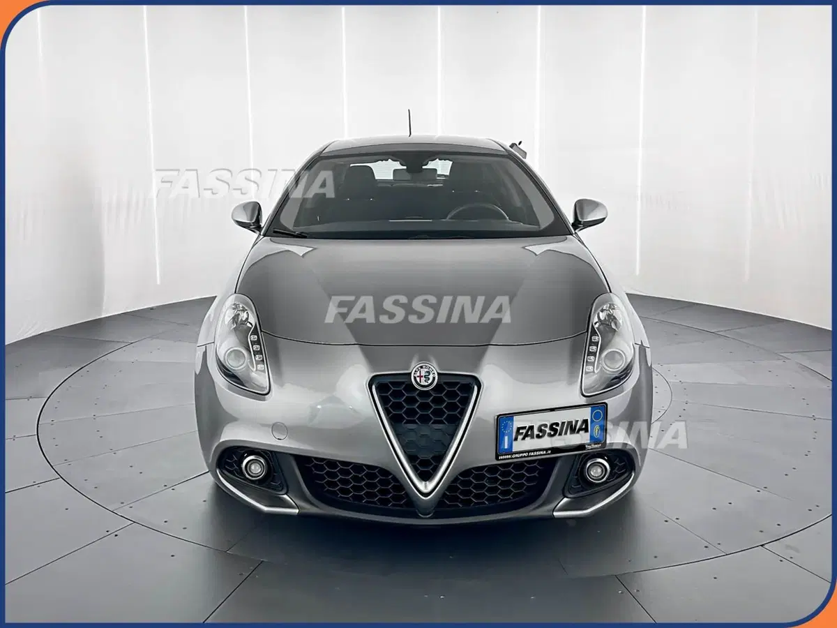 Alfa Romeo Giulietta usata a Milano (2)