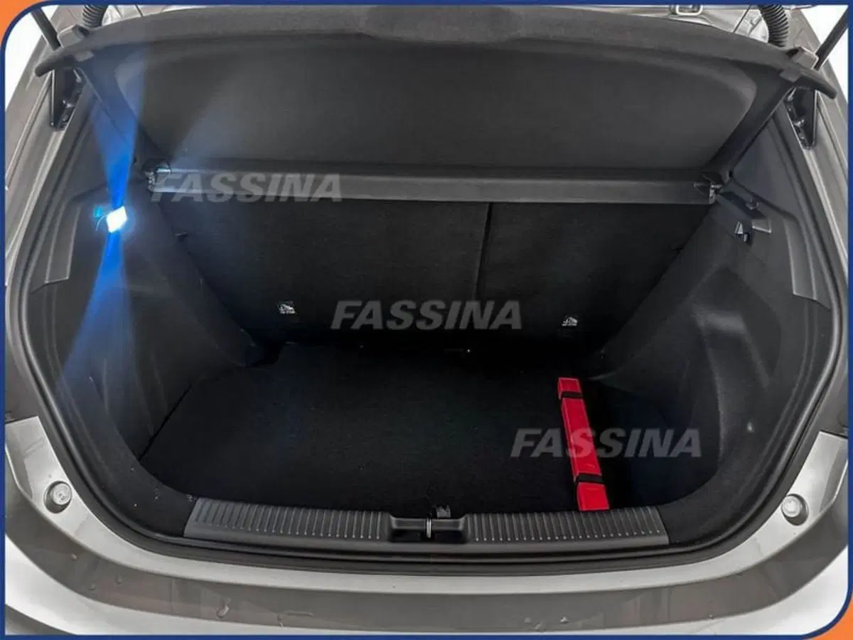 Mg MG3 usata a Milano (11)