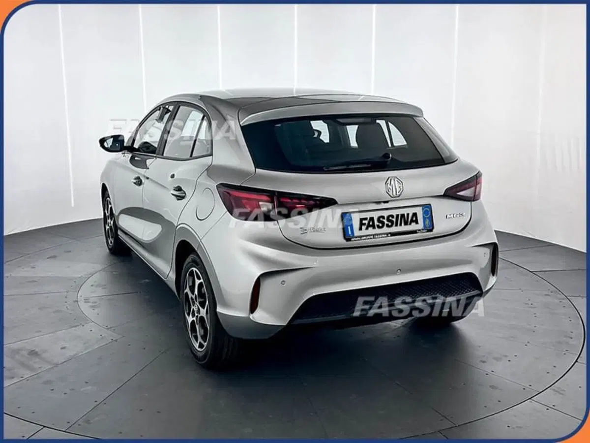 Mg MG3 usata a Milano (4)