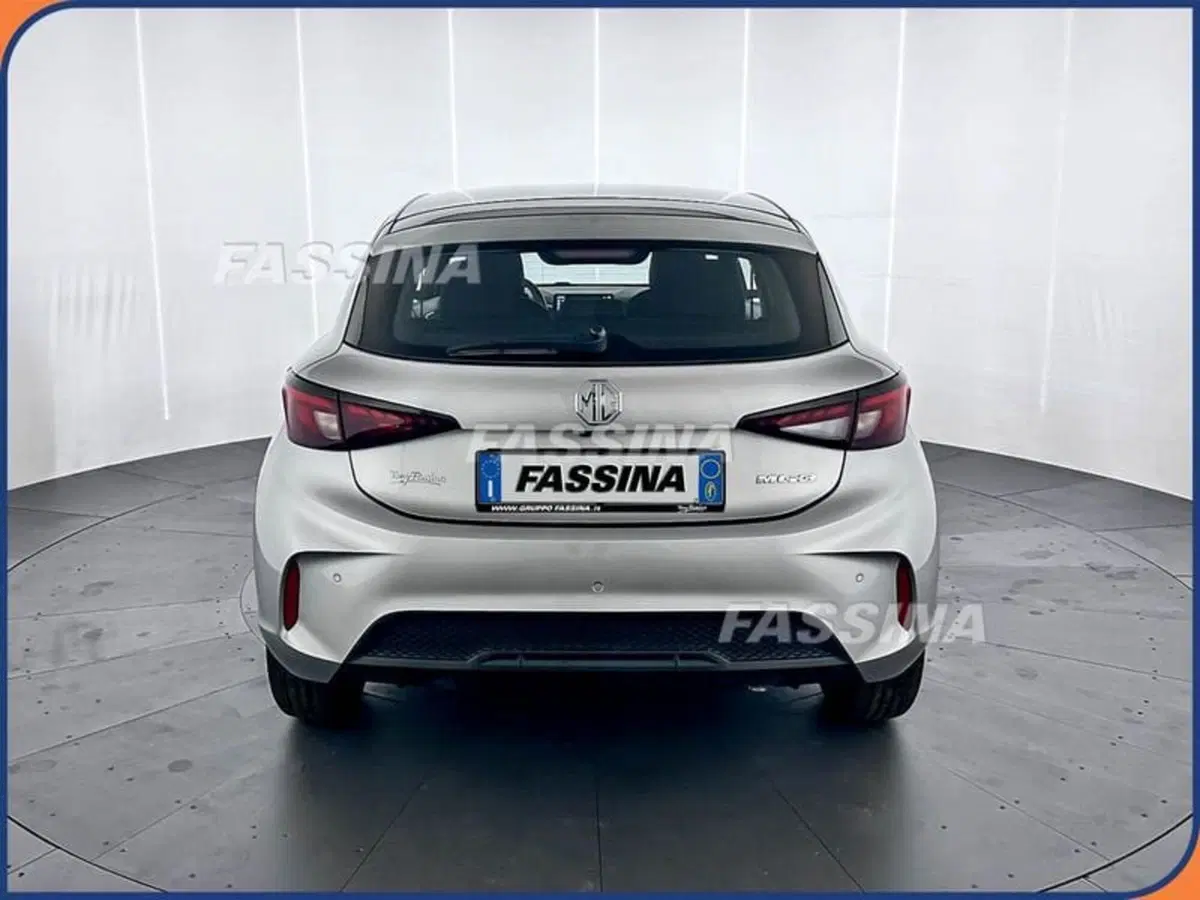 Mg MG3 usata a Milano (5)