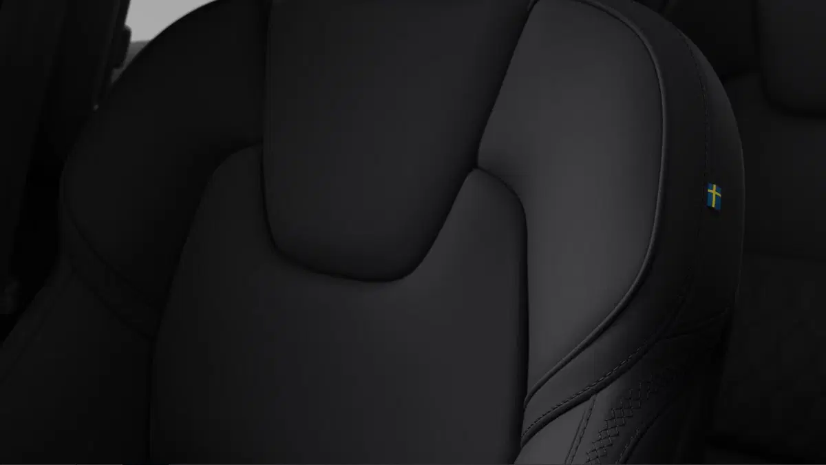 Volvo XC60 nuova a Milano (13)