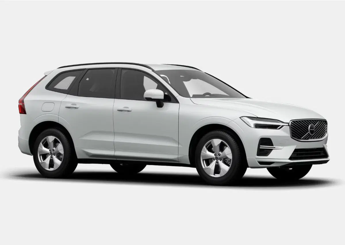 Volvo XC60 nuova a Milano (2)