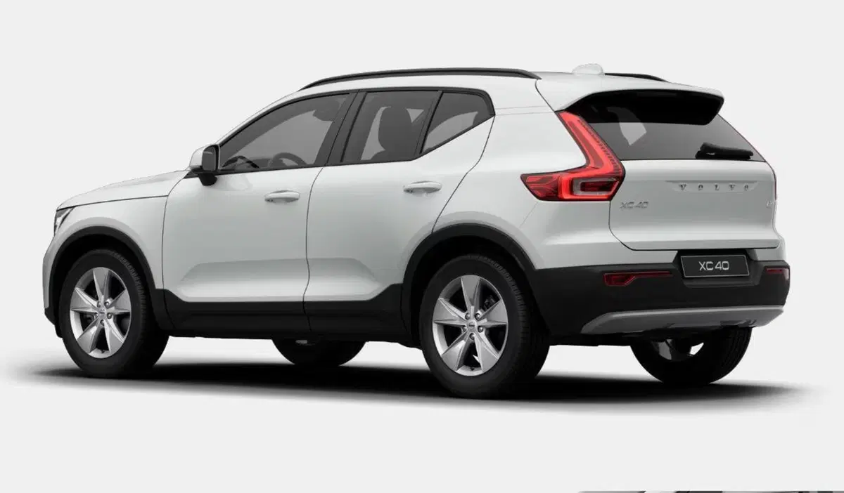 Volvo XC40 nuova a Milano (3)