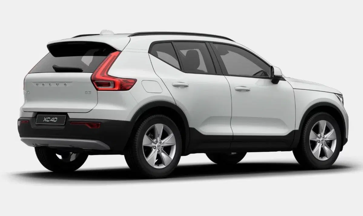 Volvo XC40 nuova a Milano (4)