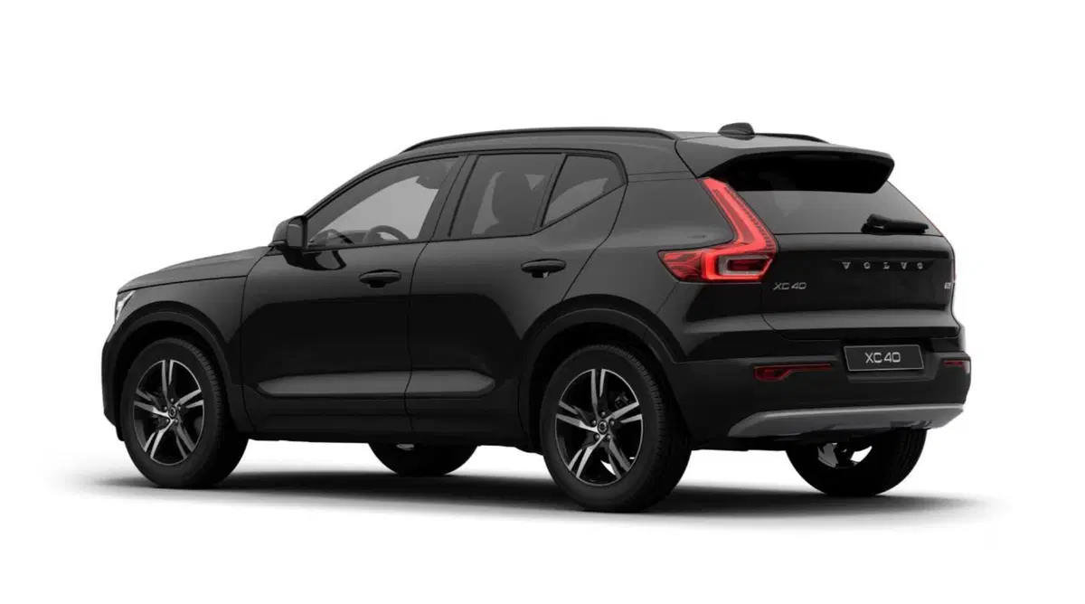 Volvo XC40 nuova a Milano (2)