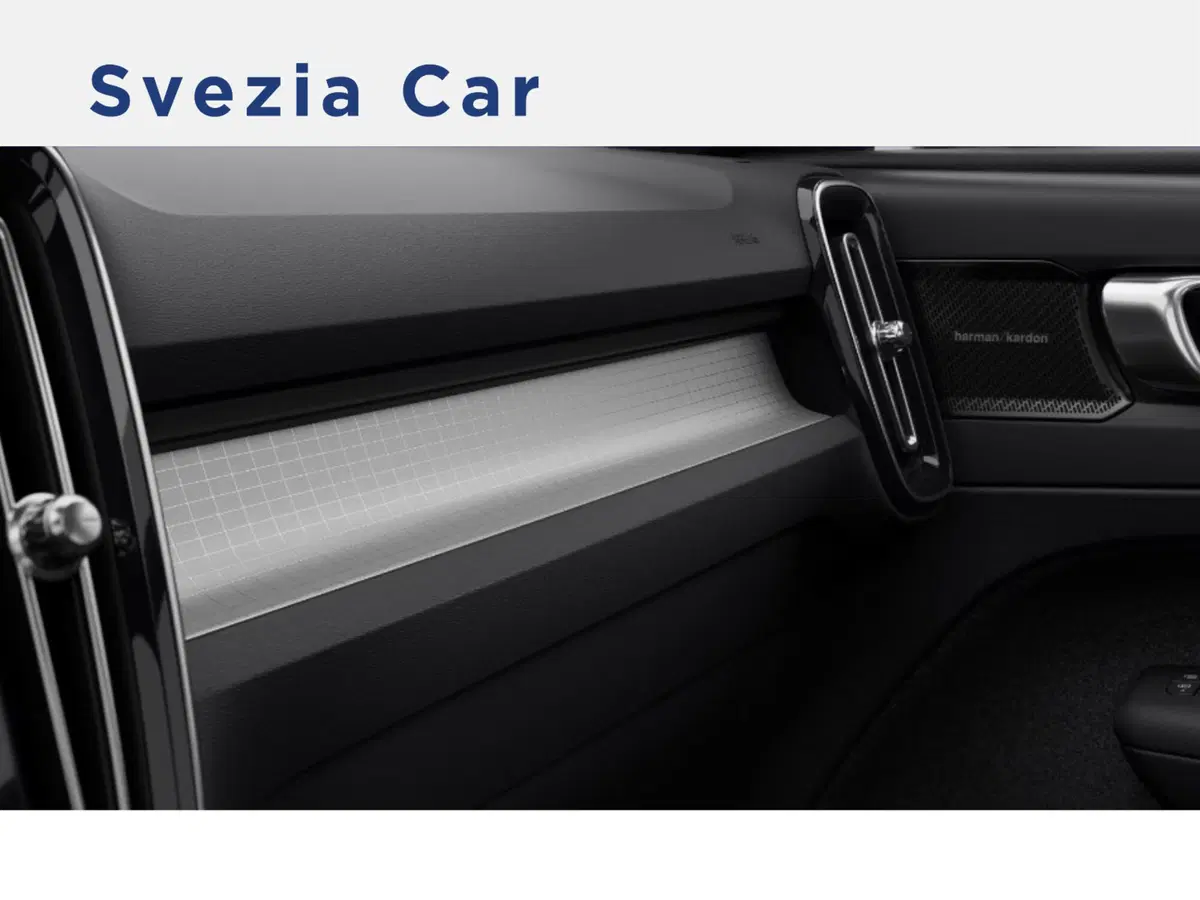 Volvo XC40 nuova a Milano (8)
