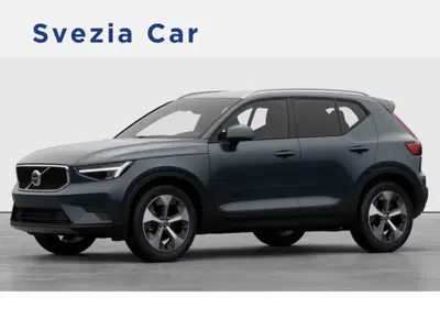 Volvo XC40 B3 automatico Core nuova a Milano