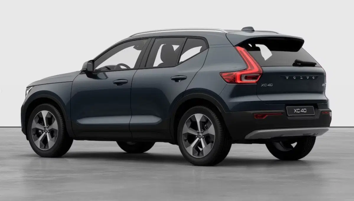 Volvo XC40 nuova a Milano (3)