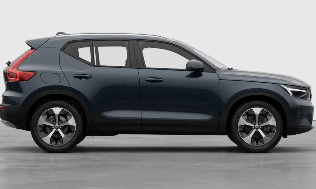 Volvo XC40 nuova a Milano (5)