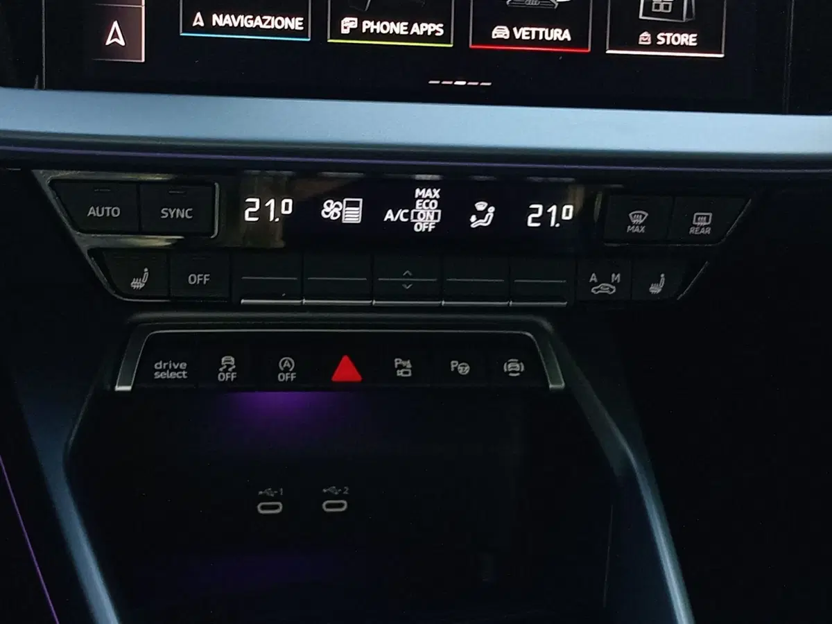 Audi A3 Sportback usata a Bari (8)