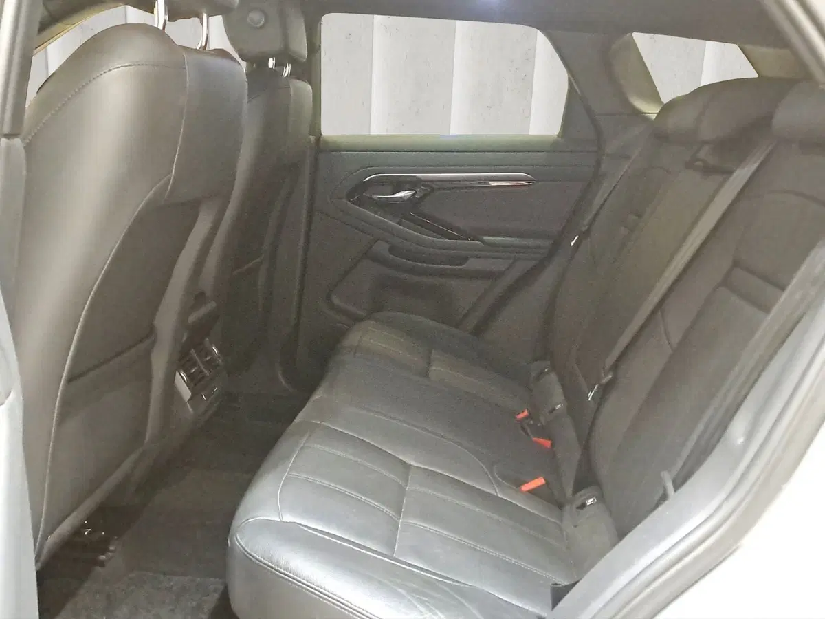 Land Rover Range Rover Evoque usata a Pavia (17)