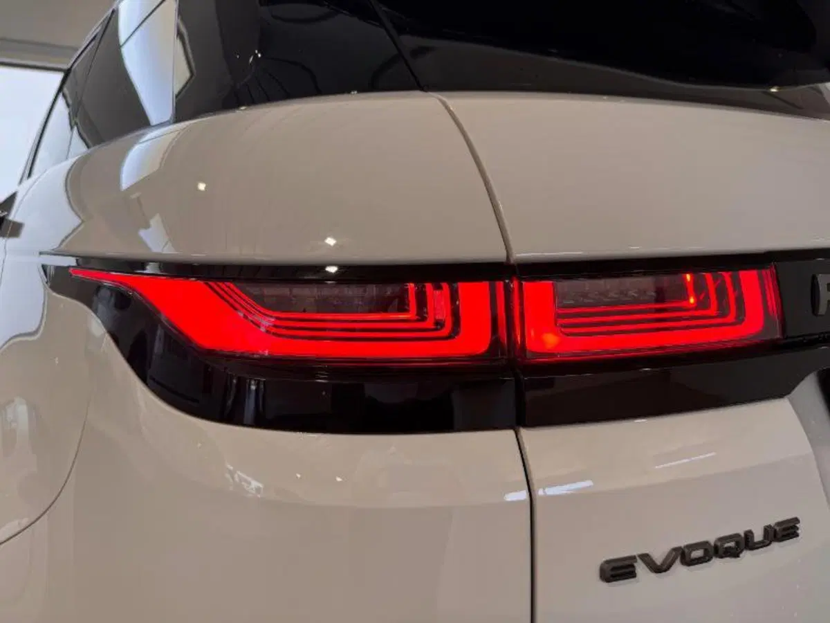 Land Rover Range Rover Evoque usata a Venezia (10)