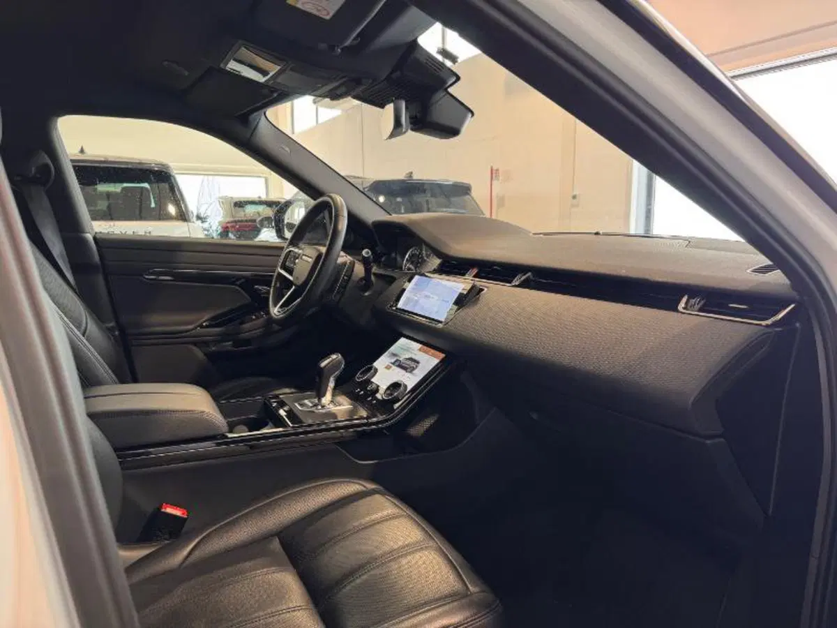 Land Rover Range Rover Evoque usata a Venezia (16)