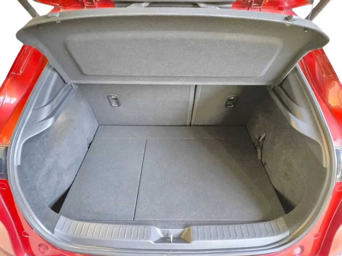 Mazda CX-30 usata a Udine (15)