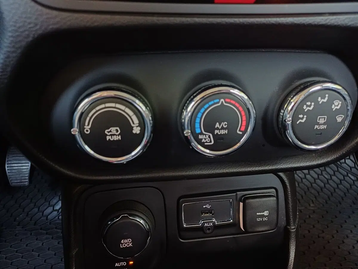Jeep Renegade usata a Modena (20)