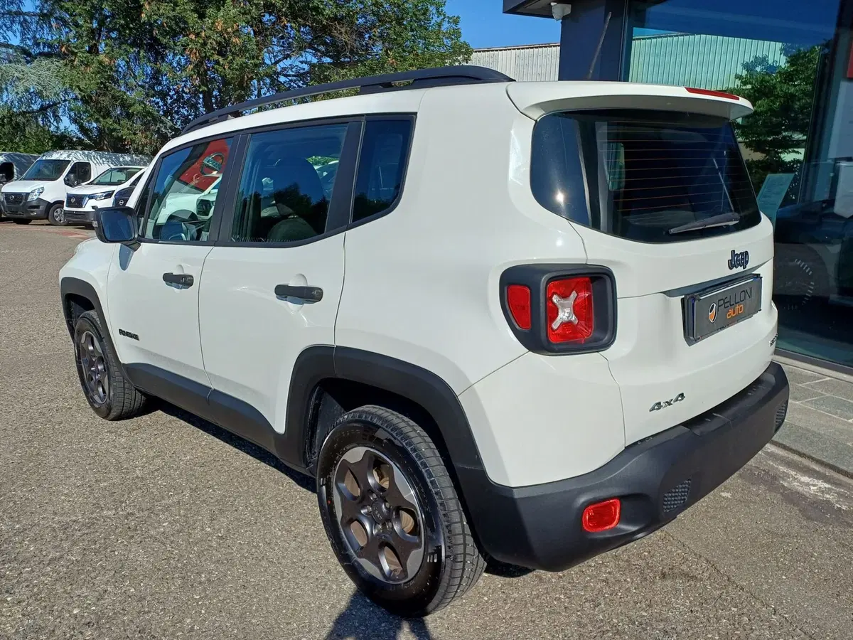 Jeep Renegade usata a Modena (9)