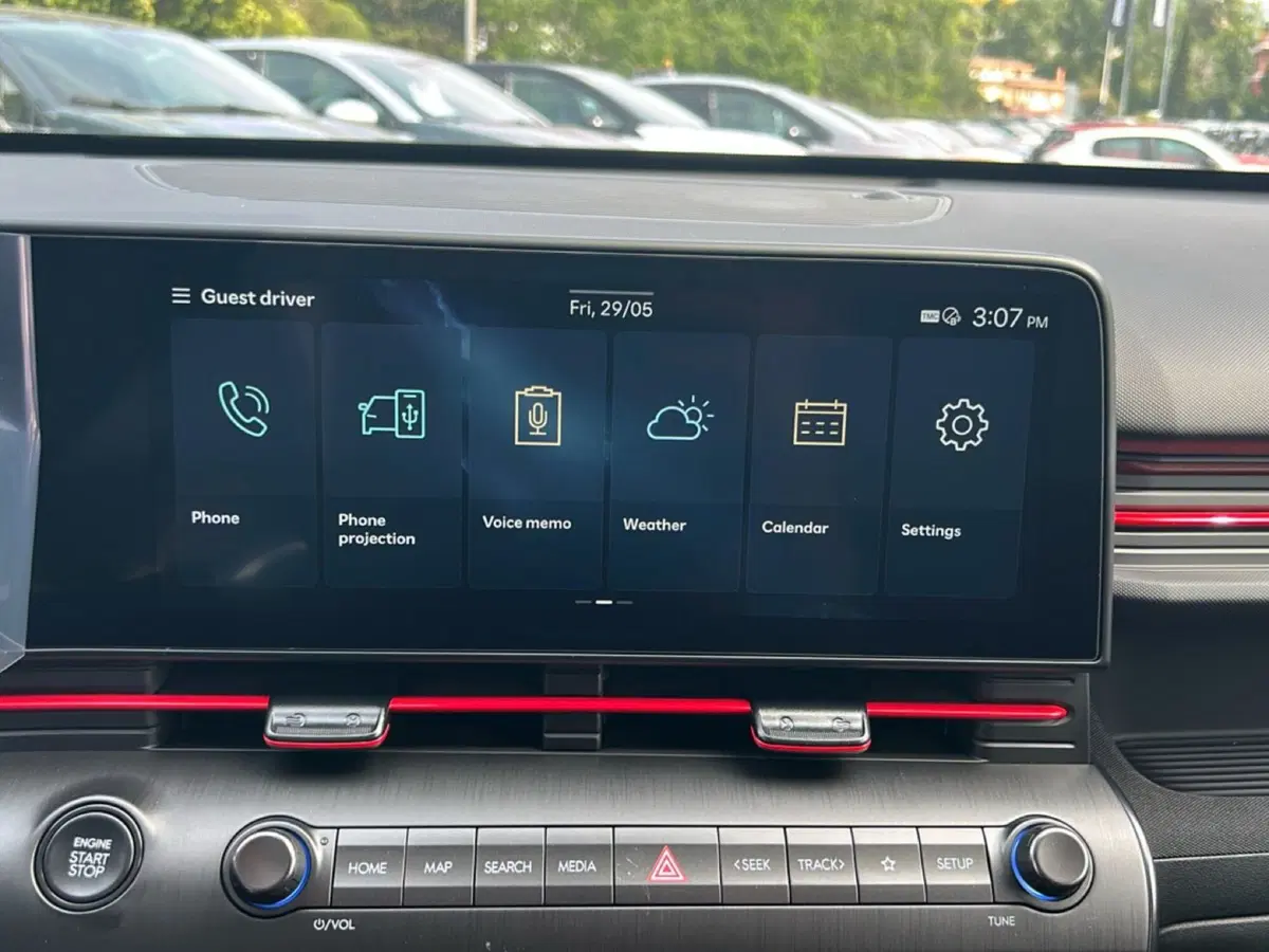 Hyundai Kona nuova a Roma (16)