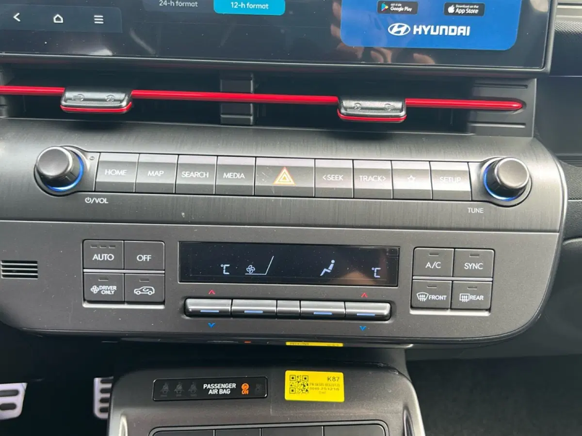 Hyundai Kona nuova a Roma (17)