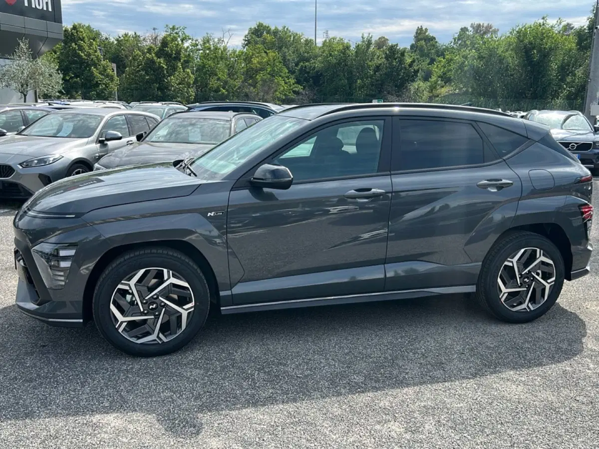 Hyundai Kona nuova a Roma (8)