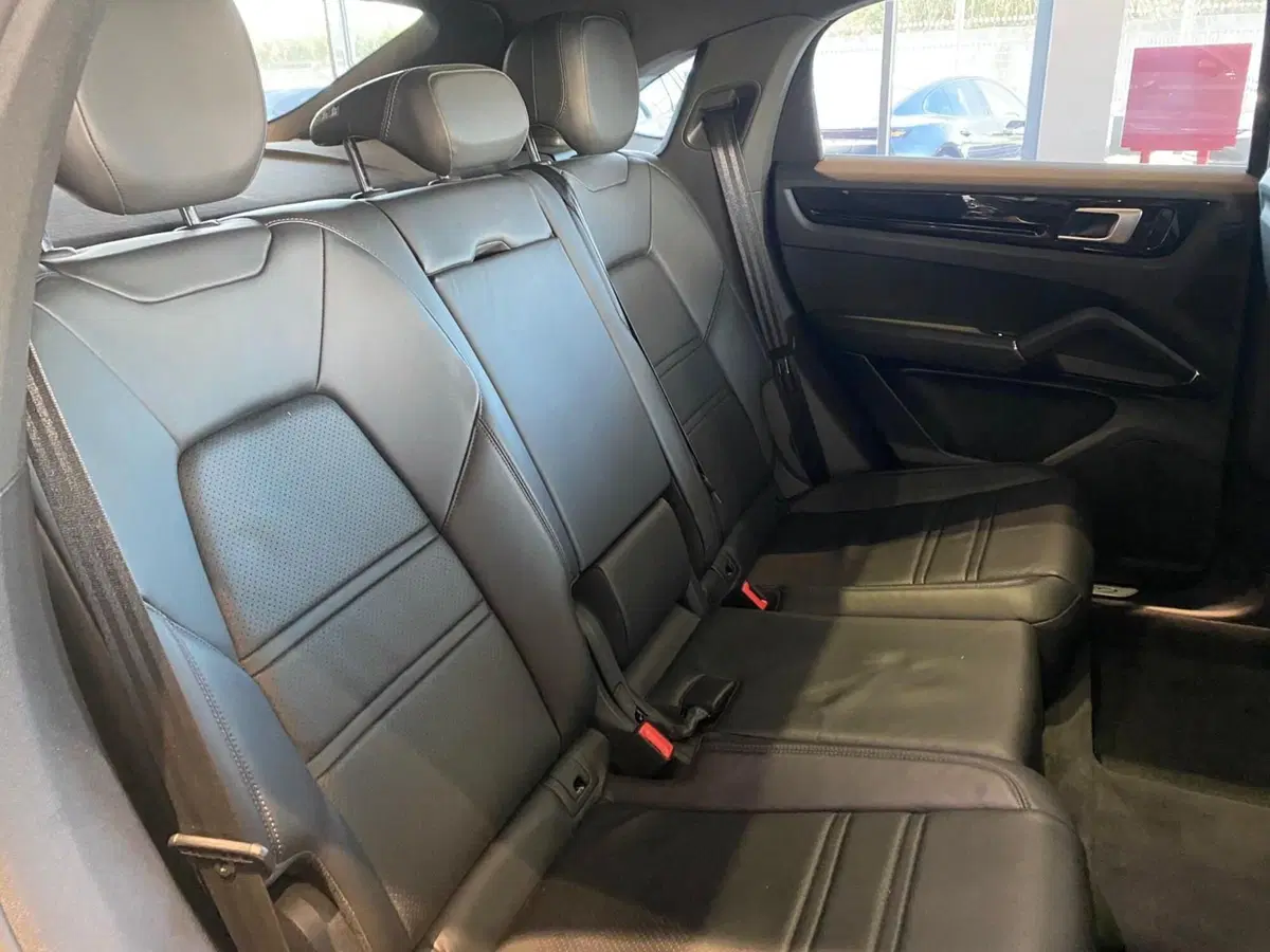 Porsche Cayenne usata a Firenze (11)