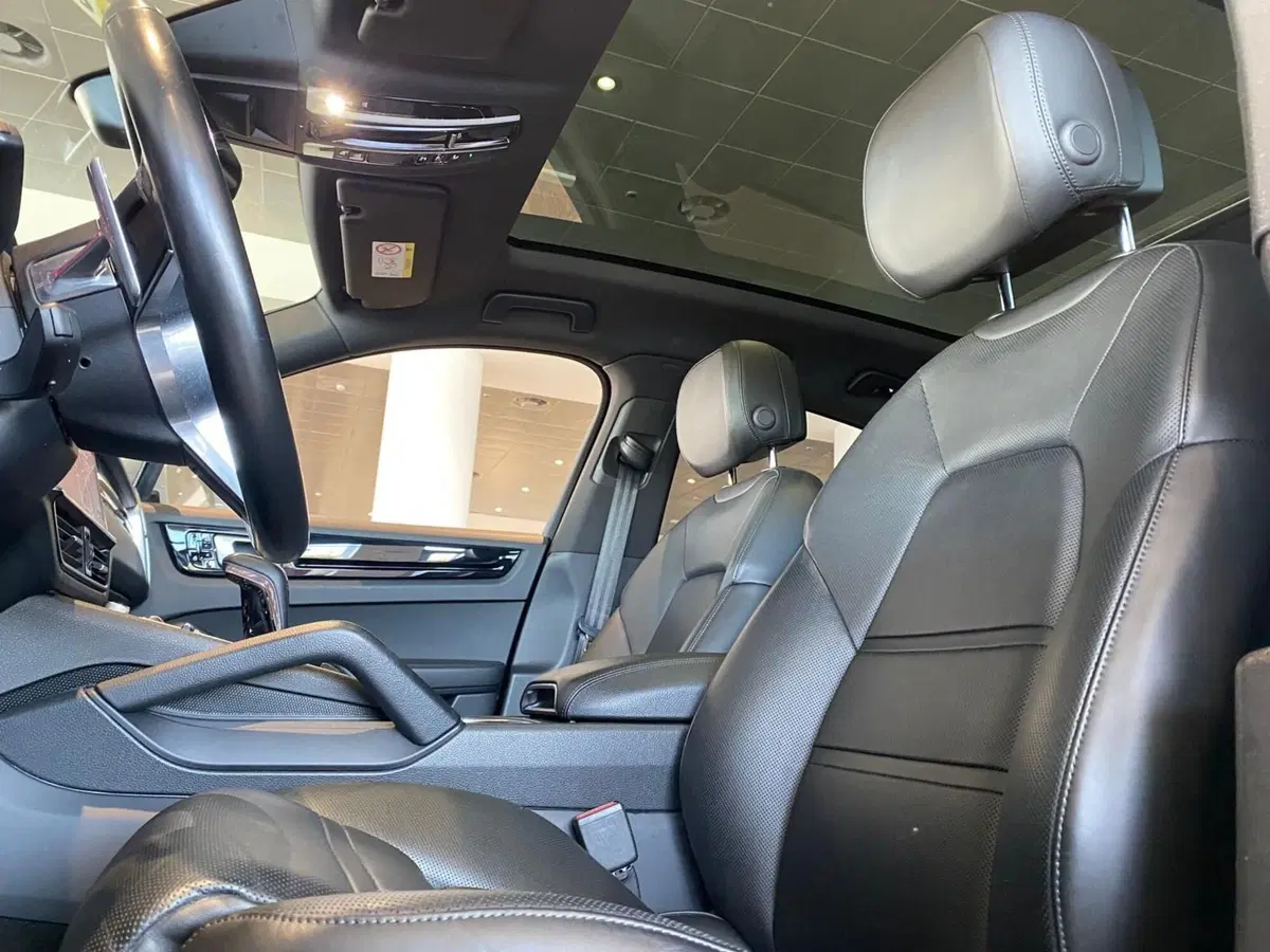 Porsche Cayenne usata a Firenze (12)