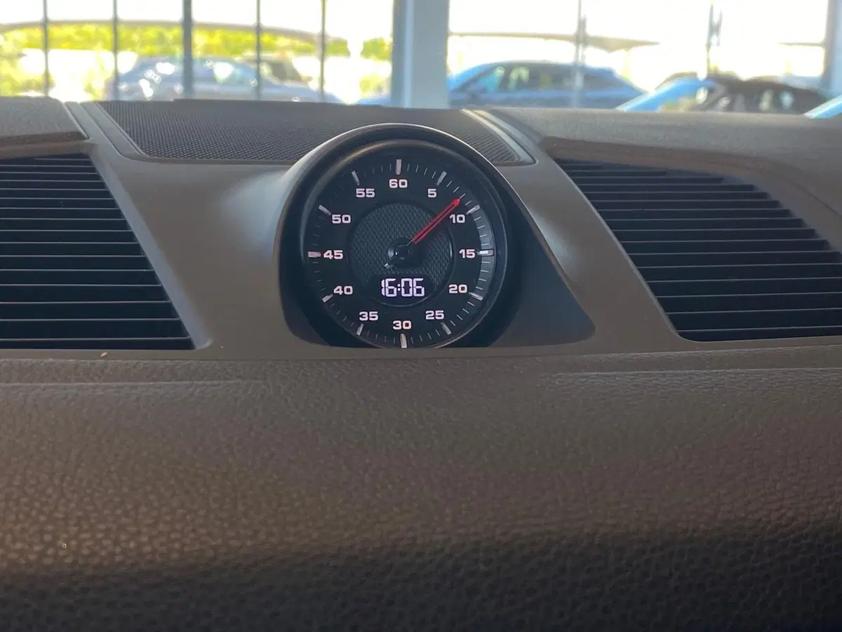 Porsche Cayenne usata a Firenze (18)