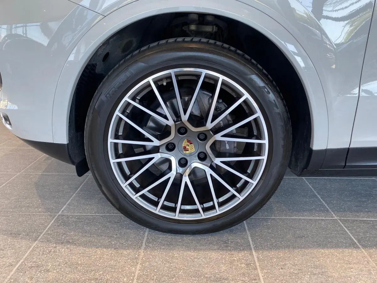 Porsche Cayenne usata a Firenze (8)