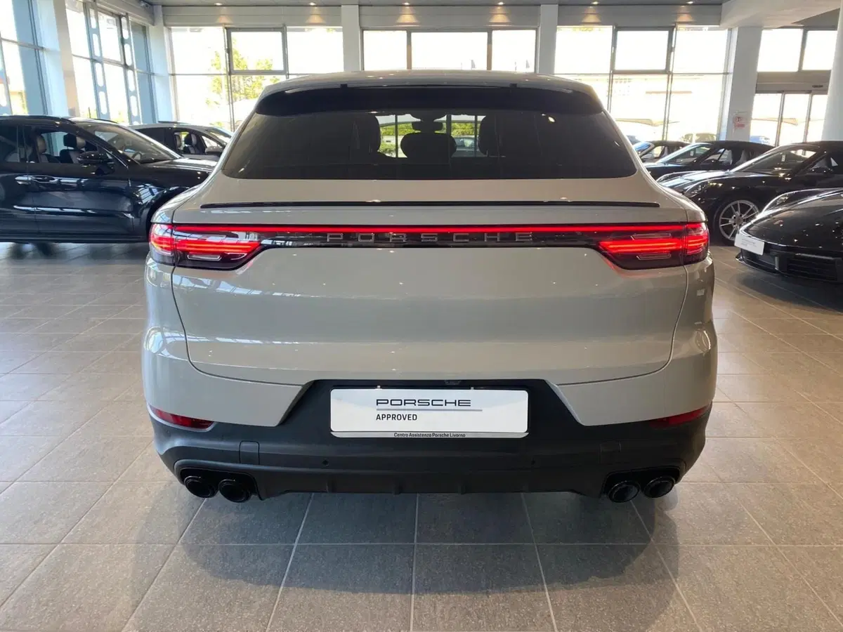 Porsche Cayenne usata a Firenze (9)