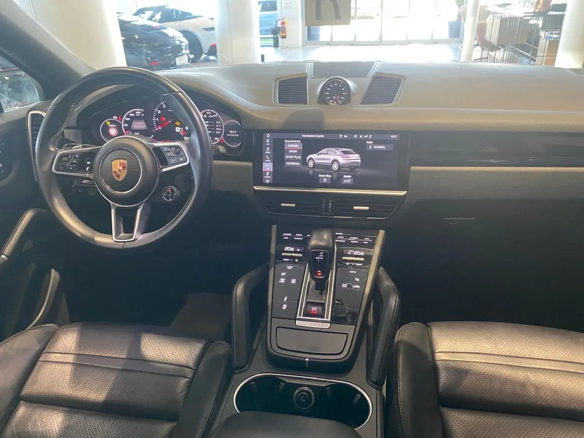 Porsche Cayenne usata a Firenze (10)