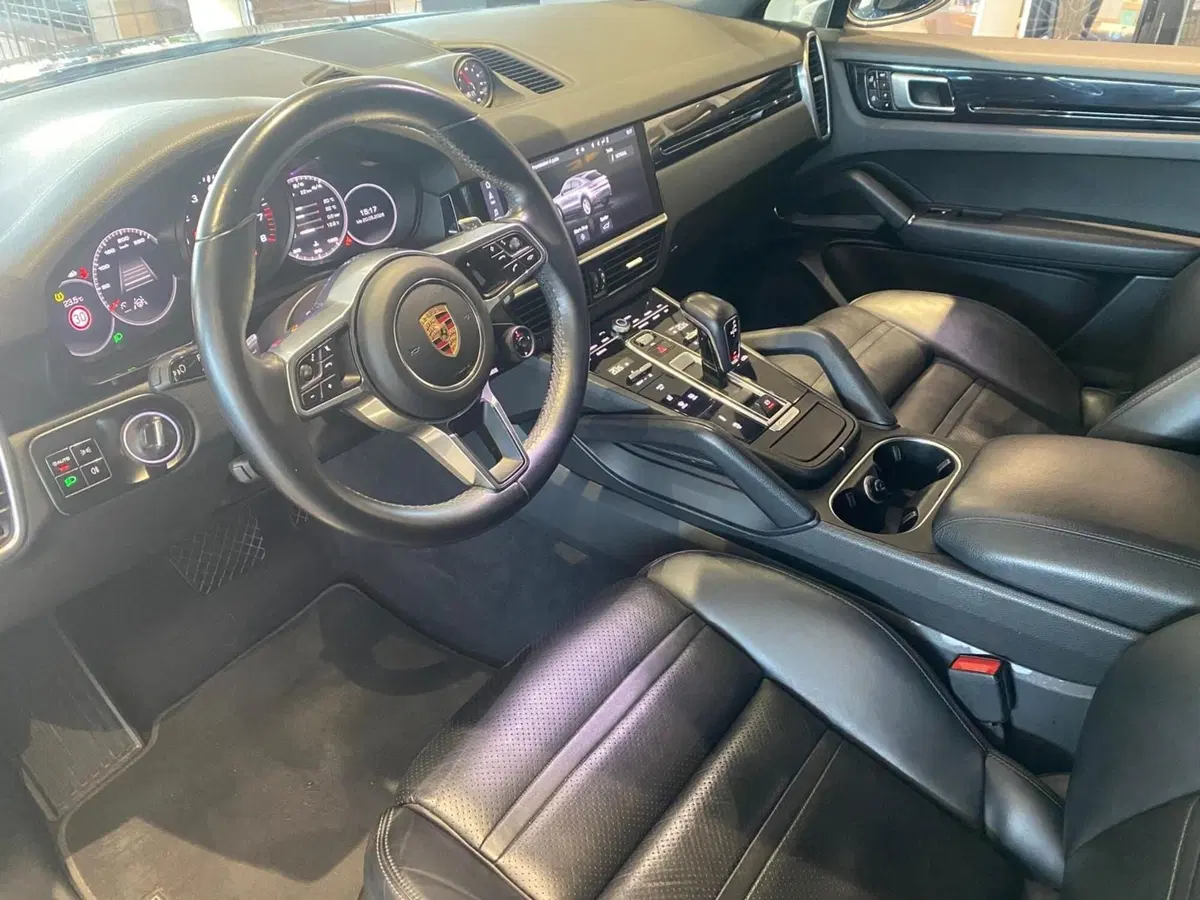 Porsche Cayenne usata a Firenze (12)