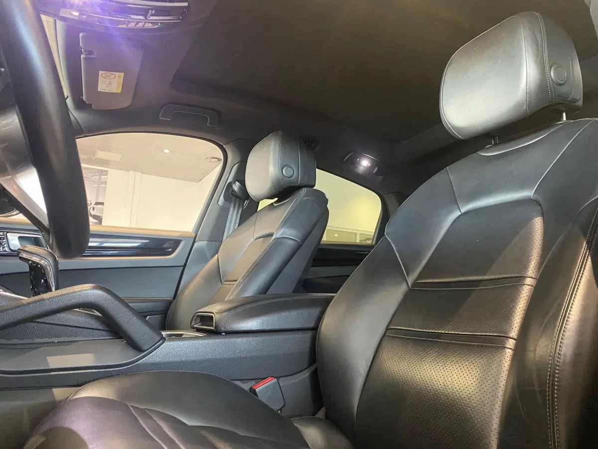 Porsche Cayenne usata a Firenze (13)