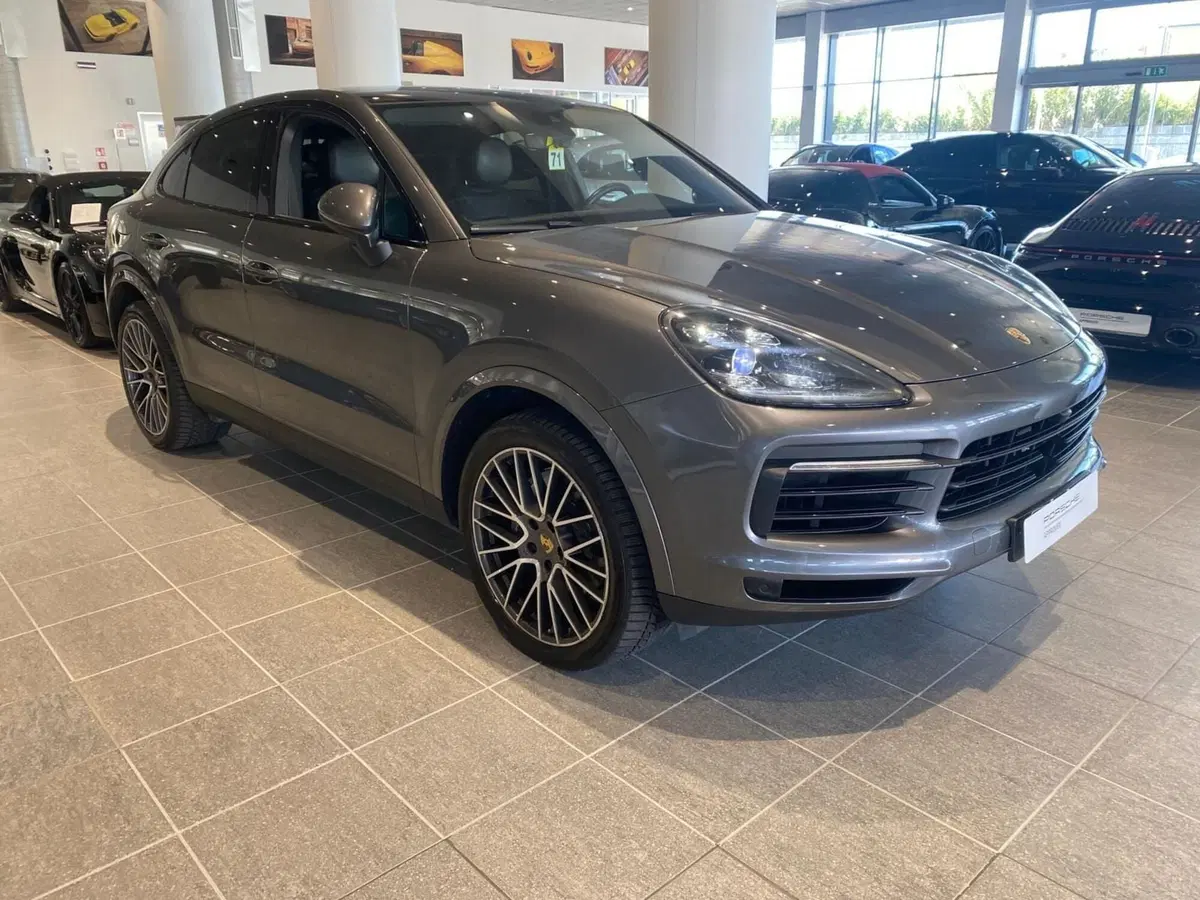 Porsche Cayenne usata a Firenze (2)