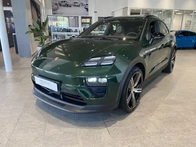 Porsche Macan Macan del 2024 usata a Firenze