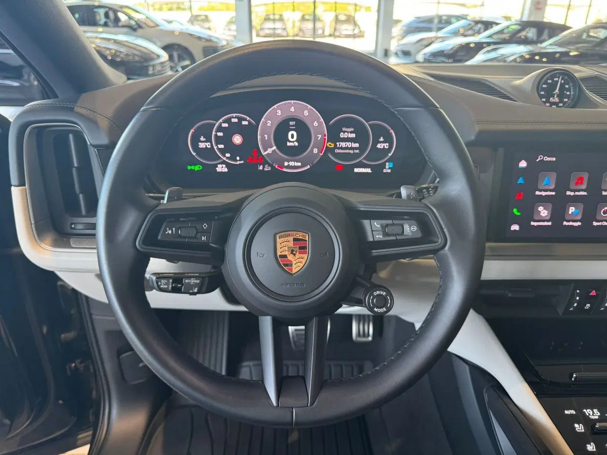 Porsche Cayenne usata a Firenze (11)