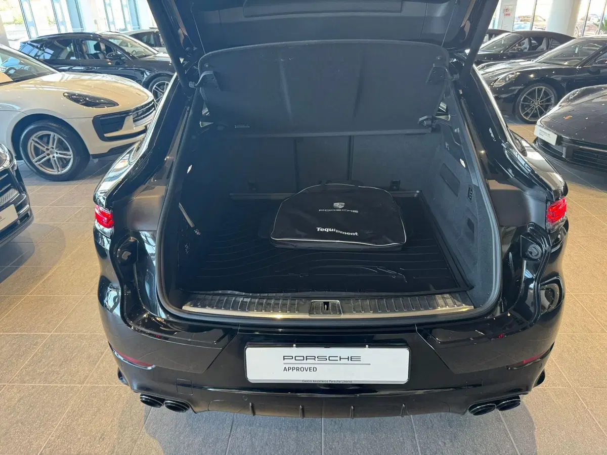 Porsche Cayenne usata a Firenze (12)