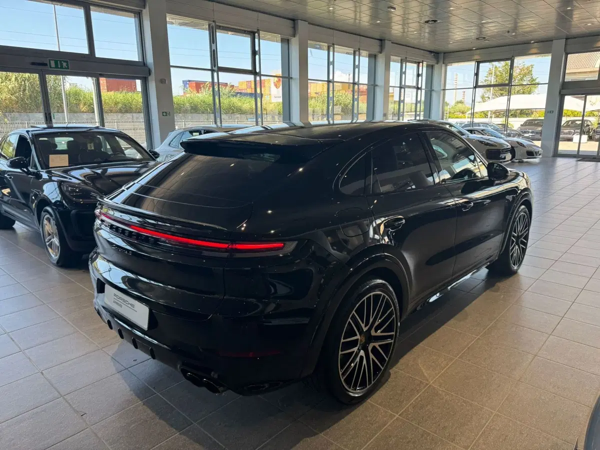 Porsche Cayenne usata a Firenze (2)