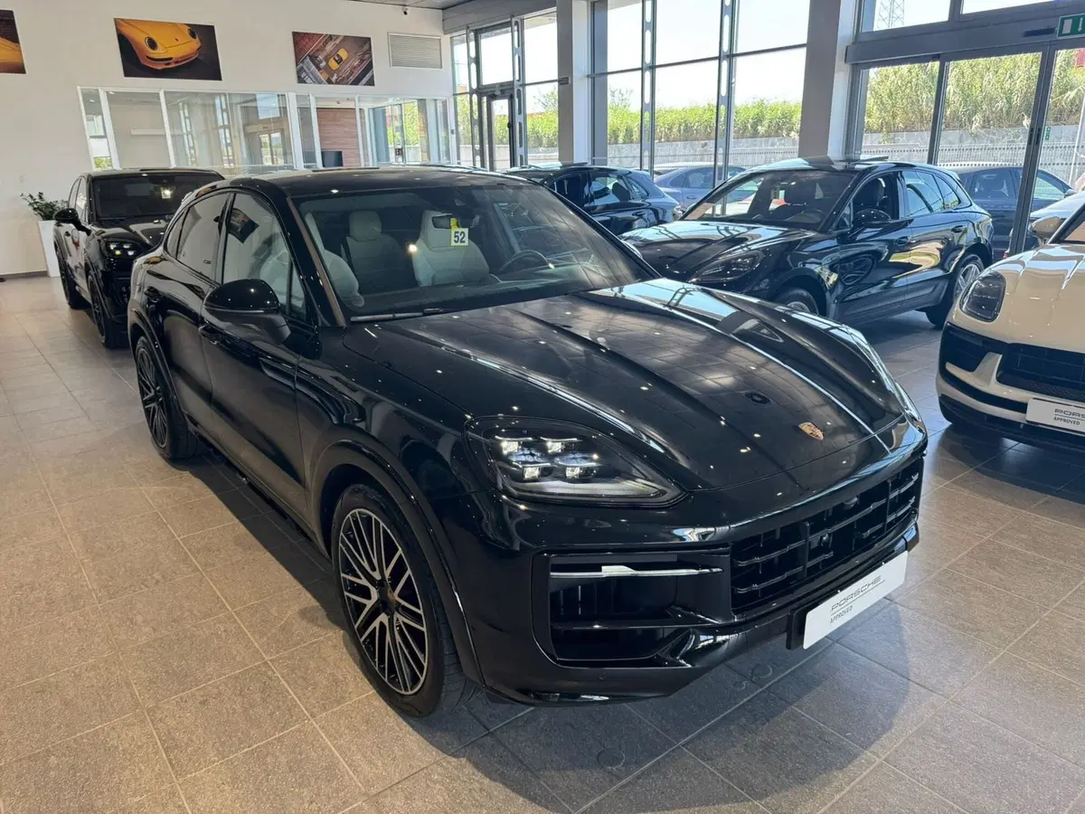 Porsche Cayenne usata a Firenze (9)