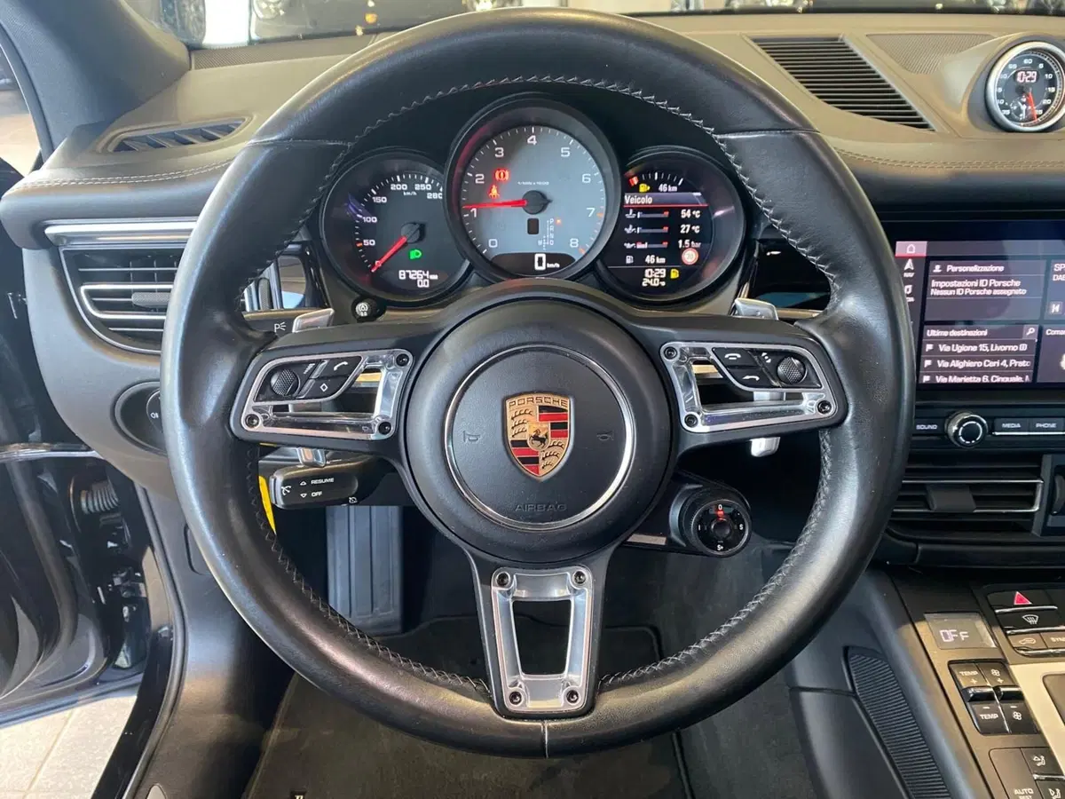 Porsche Macan usata a Firenze (15)