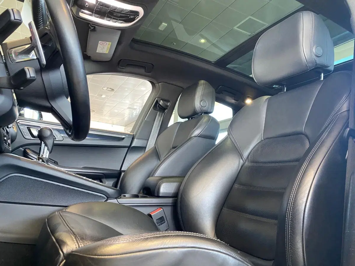 Porsche Macan usata a Firenze (17)