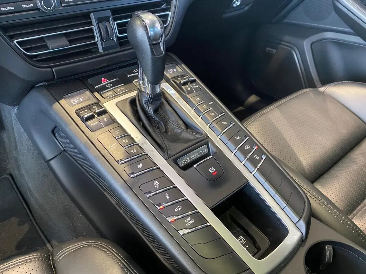 Porsche Macan usata a Firenze (18)